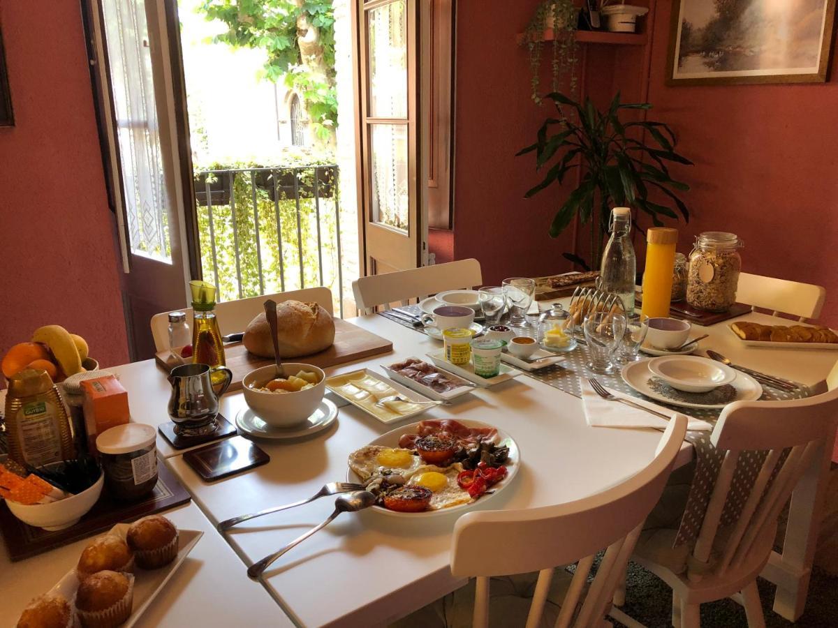 Sant Juliá de Vilatorta Escloper B&B المظهر الخارجي الصورة