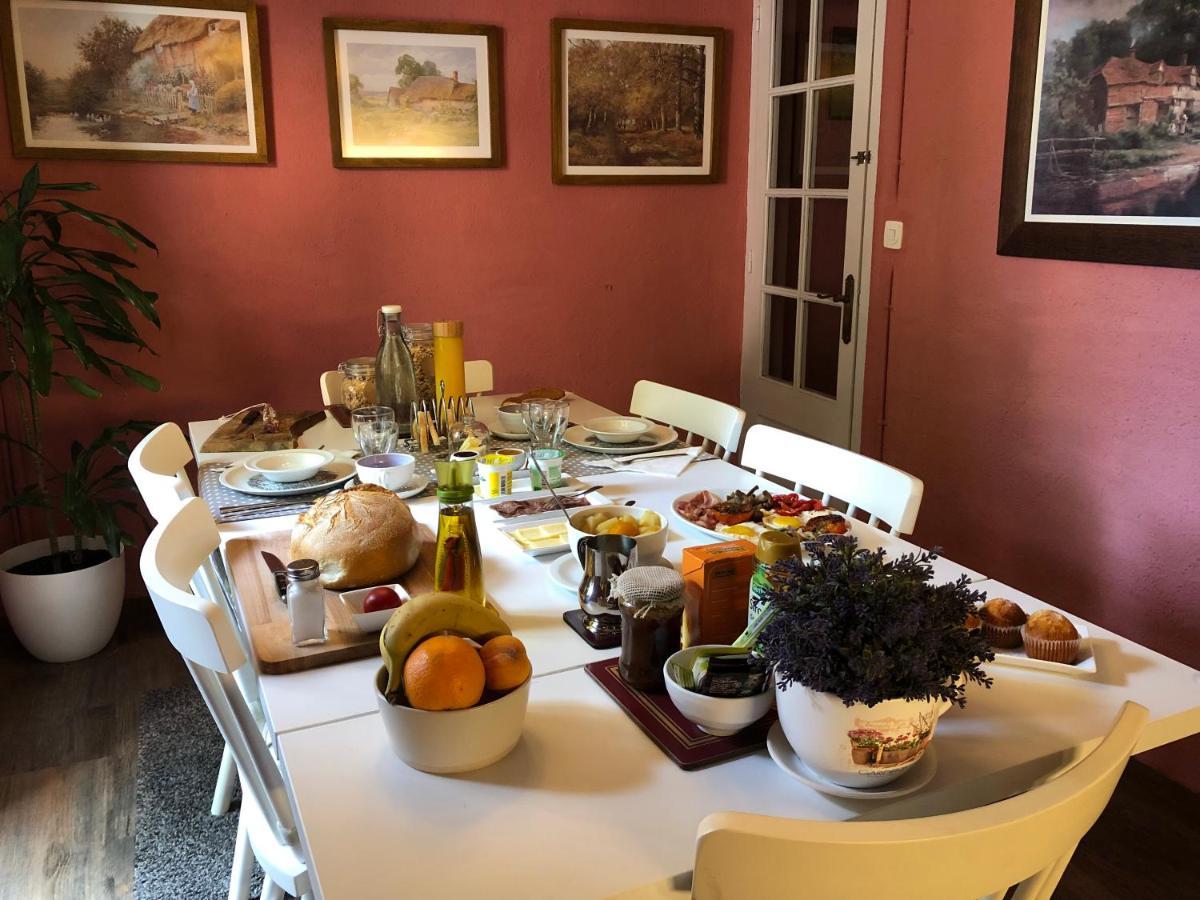 Sant Juliá de Vilatorta Escloper B&B المظهر الخارجي الصورة