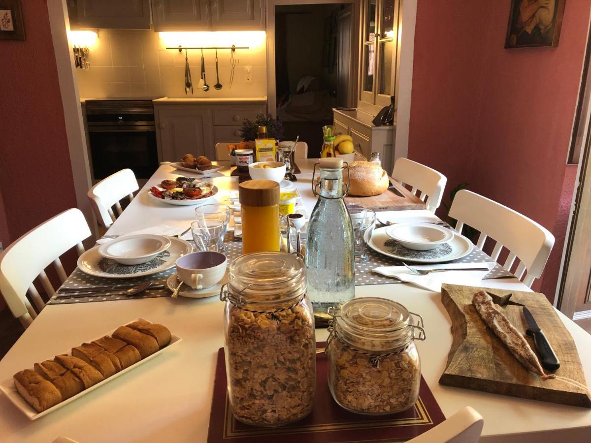 Sant Juliá de Vilatorta Escloper B&B المظهر الخارجي الصورة