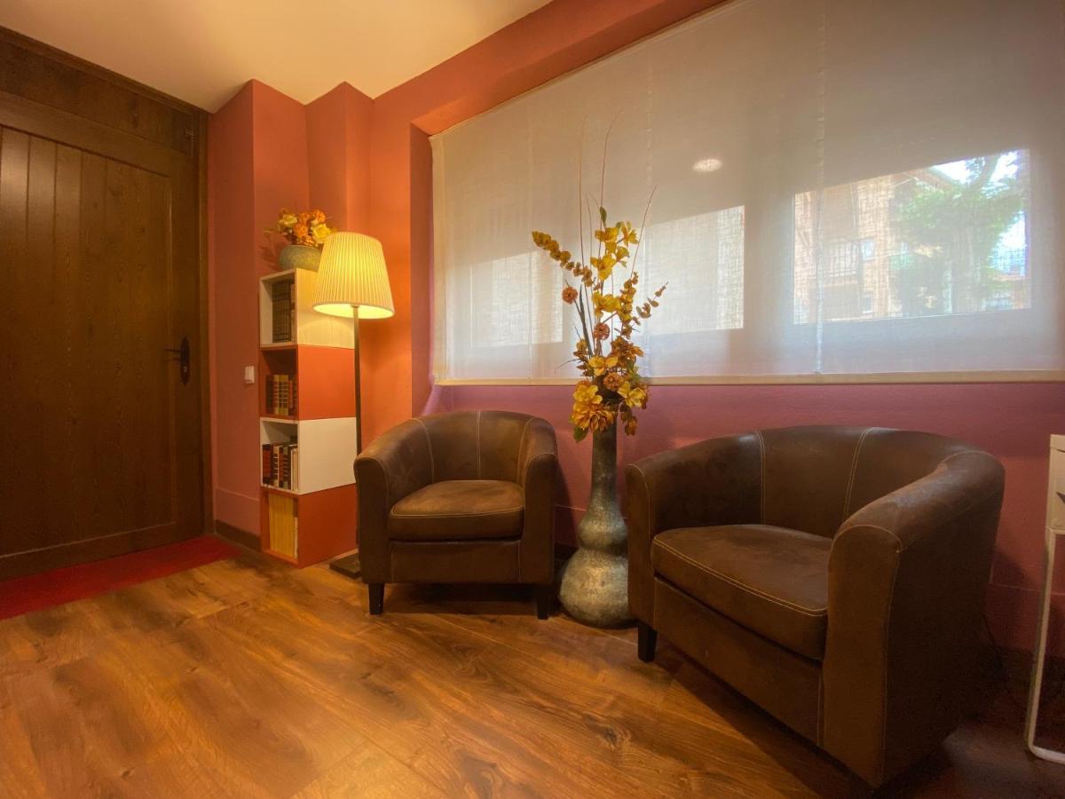 Sant Juliá de Vilatorta Escloper B&B المظهر الخارجي الصورة
