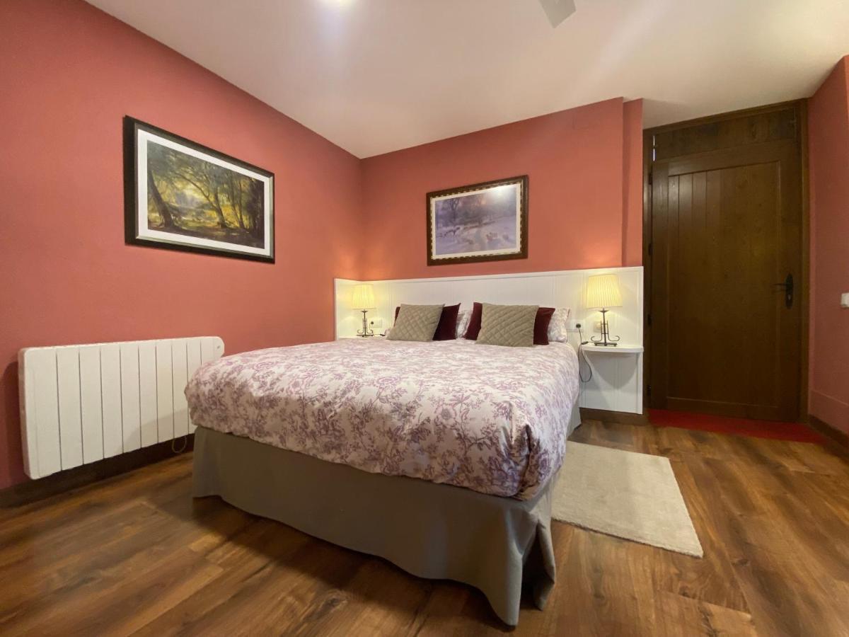 Sant Juliá de Vilatorta Escloper B&B المظهر الخارجي الصورة